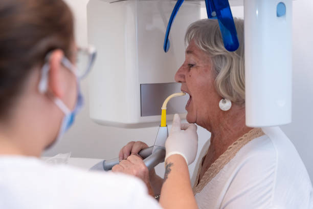 Best Emergency Gum Treatment in Karnes City, TX