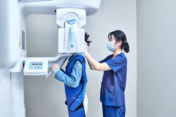 Best Cosmetic Emergency Dentistry in Karnes City, TX